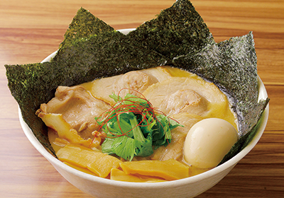 濃厚鶏白湯ラーメン（全増し）