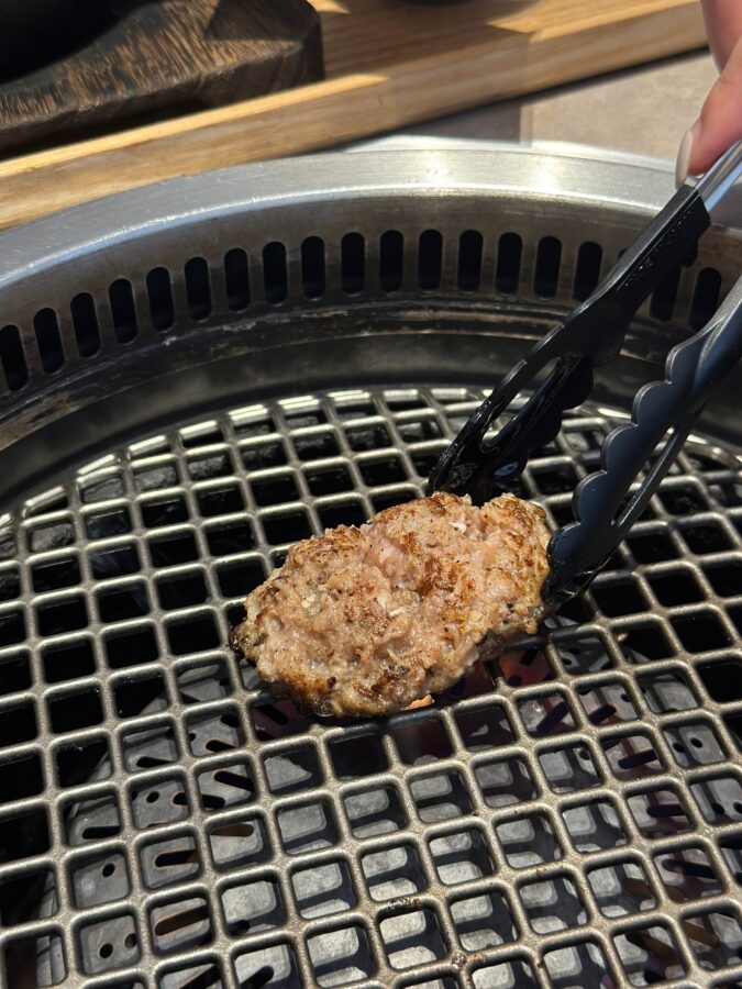 よく焼き派の人は、テーブルの網でしっかり焼こう