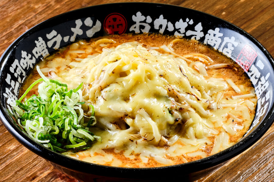 チーズ味噌ラーメン 1,200円