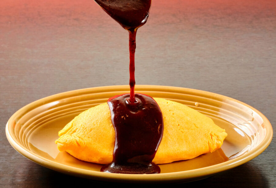 伝統のチキンオムライスランチ ミニサラダ・スープ付 1,419円