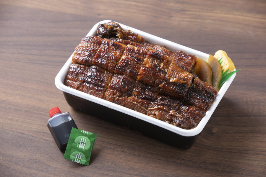 うなぎ弁当（上）