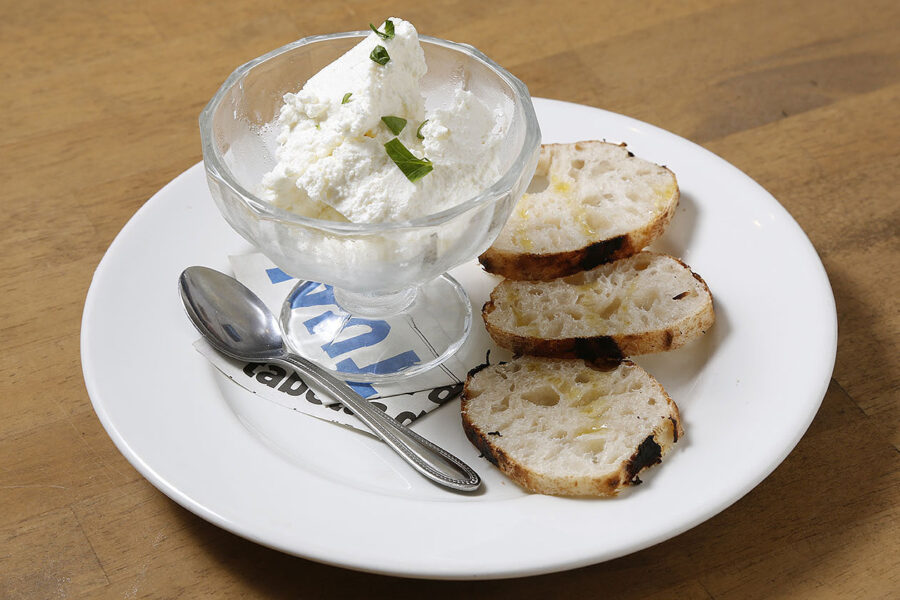 「自家製リコッタチーズ」