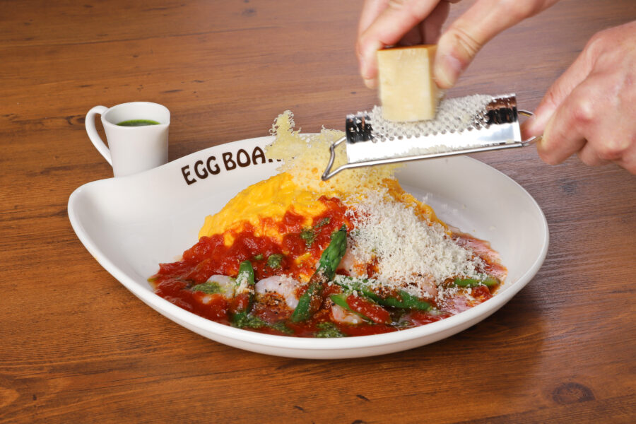 小海老とアスパラのトマトバジルオムライス