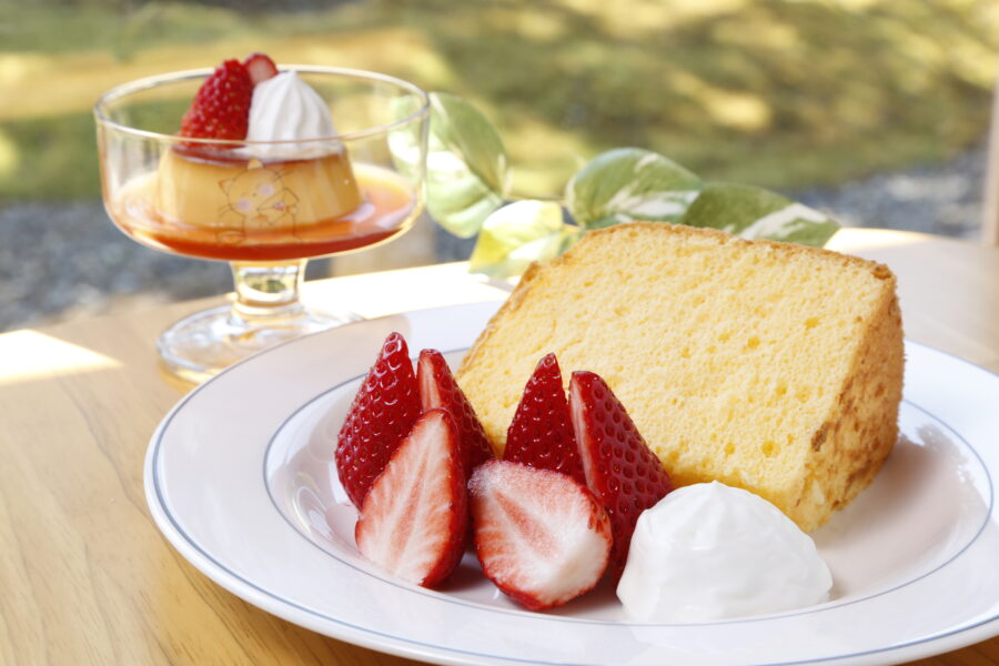 シフォンケーキ　700円