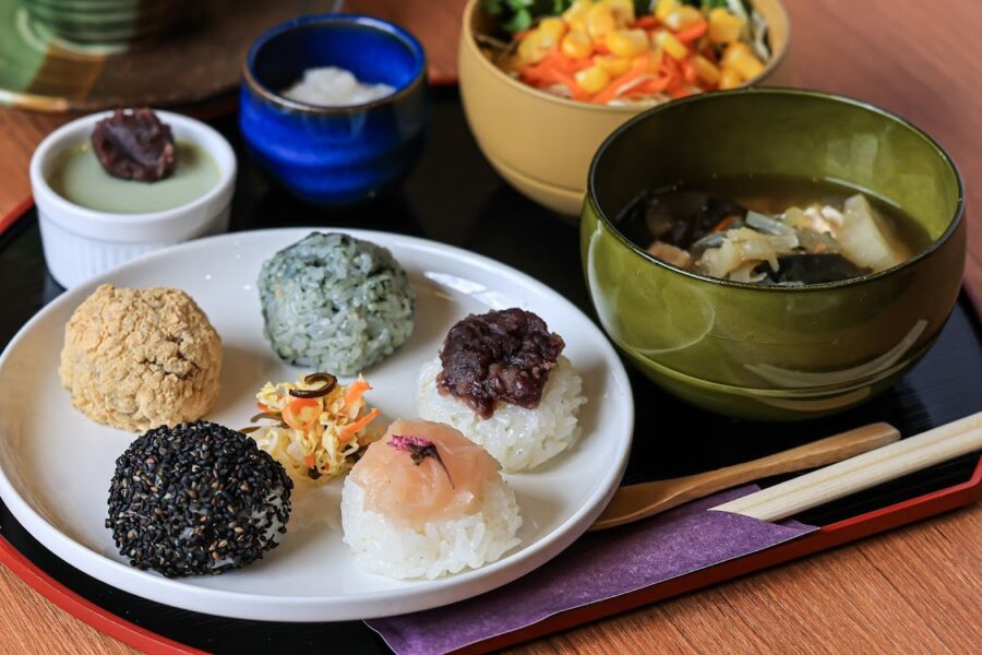 【4月限定】春の彩りおはぎのランチ　1,400円～