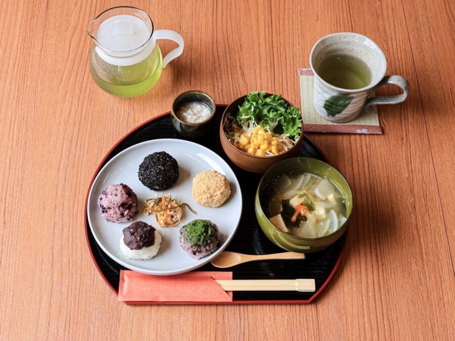彩りおはぎのランチ