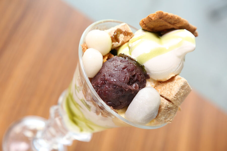 白玉抹茶パフェ　990円