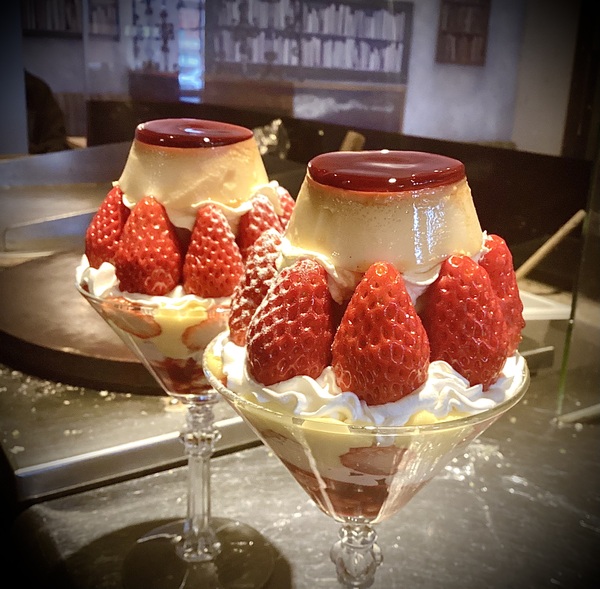 【いちごのパフェ明日迄】『フロマージュソフトいちごパフェ』『プリンのいちごパフェ...