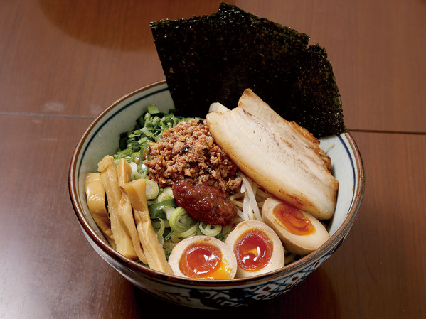 今夏の一押しは、「台湾まぜそば」＆「ざるらうめん」