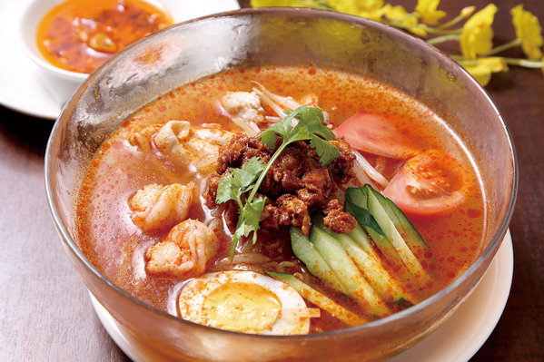 絶品タイ式ラーメン！日本人好みの「トムヤムクン」に大満足♪「ディアディア」｜みよ...