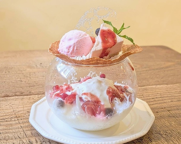 まだまだ暑い日が続き
冷たいスイーツが人気です☆
Lapi cafe かき氷...
