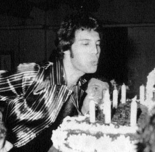 フレディマーキュリーお誕生日会　参加者募集
