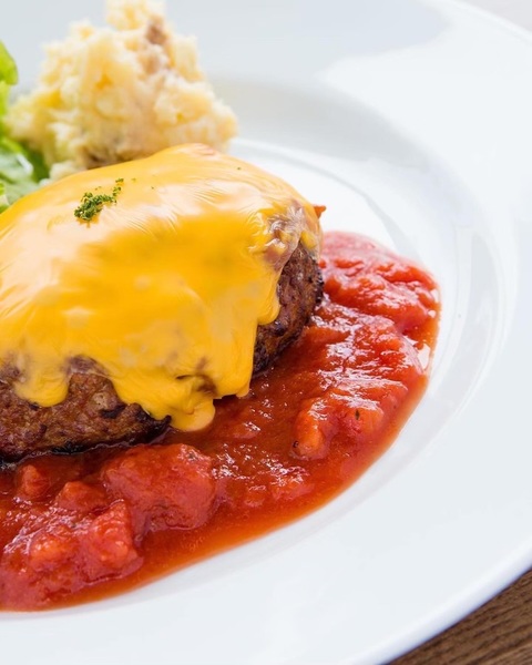 本日9/22ランチ、ディナーお席まだまだ空いております。