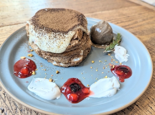 季節限定スイーツ
「ほうじ茶ティラミスのパンケーキ」
始まりました☆
よろ...