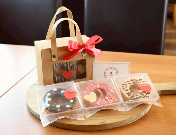 バレンタインギフトに｜オンライン限定「チョコかけバウム3個セット」