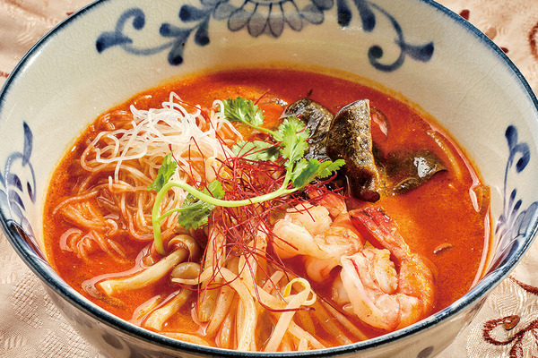 フォーやトムヤムクンなど、麺料理も美味!!