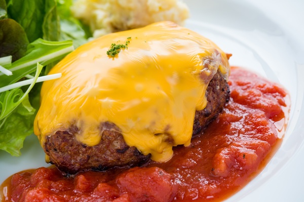 本日4/10お席に余裕がありますのでご予約なしで入れます。11時30分オープンで...