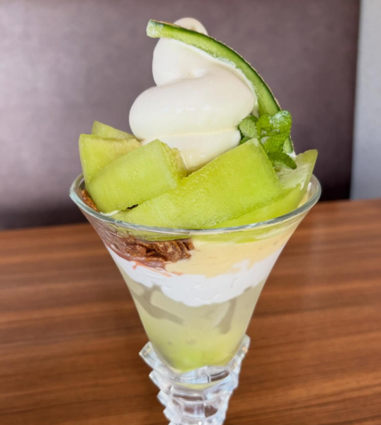 メロンパフェスタートしました！