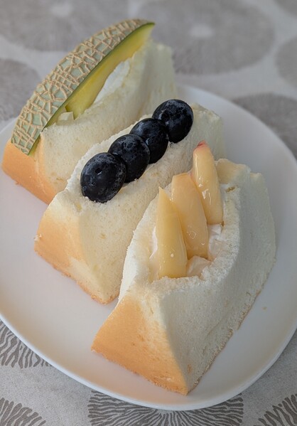 駒立産ぶどうシフォン＆タルト