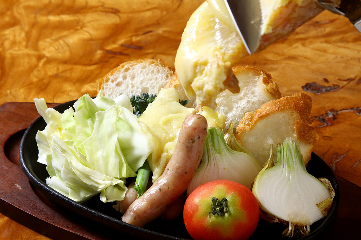 温野菜ととろけるラクレットチーズ